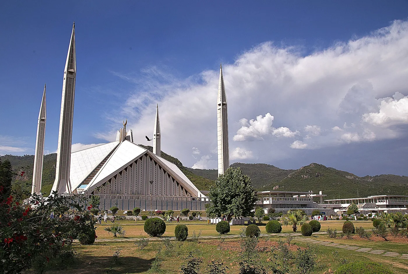 Construction company in B-17, Islamabad